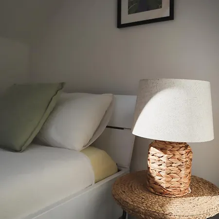 Urban Jungle 1 - Free Parking Apartmán *